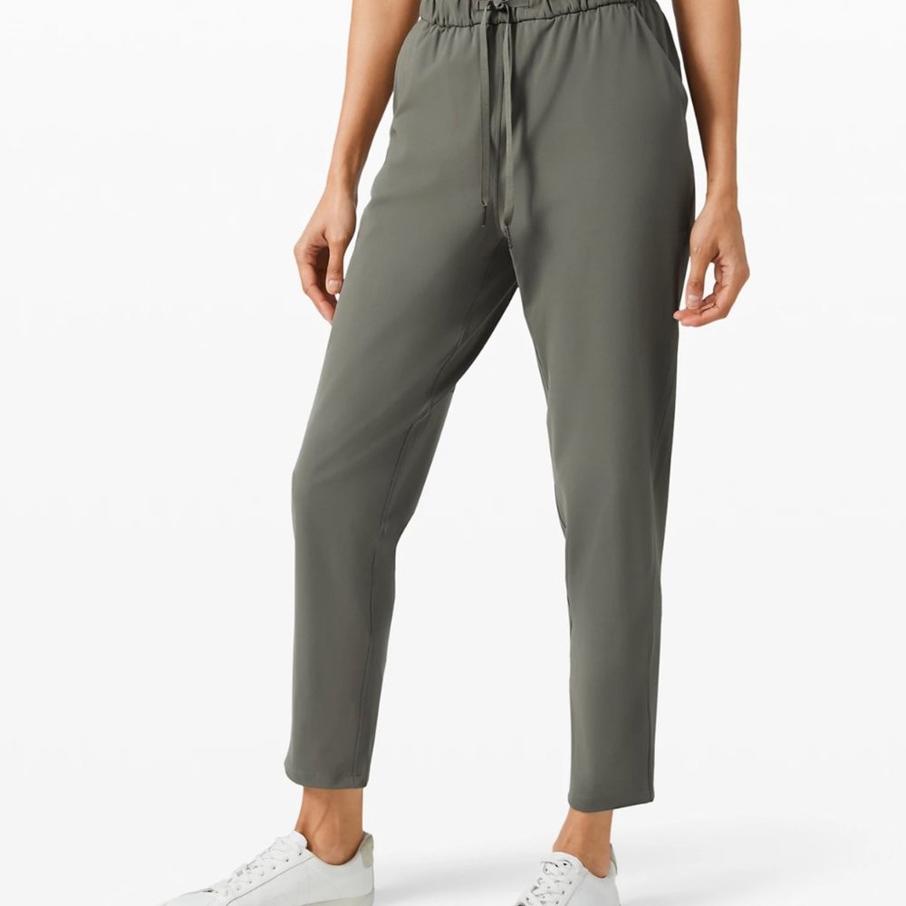 Lululemon Grey Sage Woven Joggers Size 4